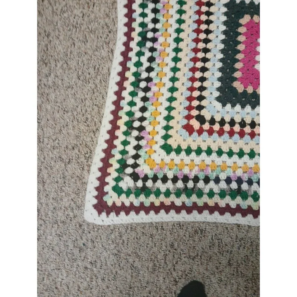 Vtg Crocheted Afghan Around the World‎ Multi-Colored Throw Blanket 35×35